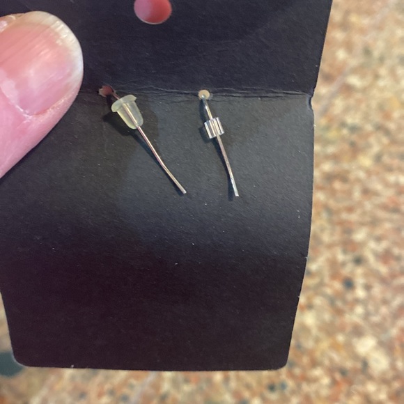 EARRINGS - Picture 2 of 2